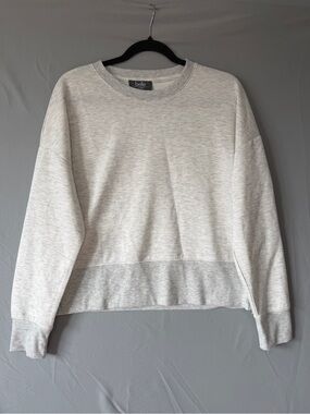 Belle by Belldini Womens Boxy Fit Sweater Size L Grey Soft Gold Side Zippers